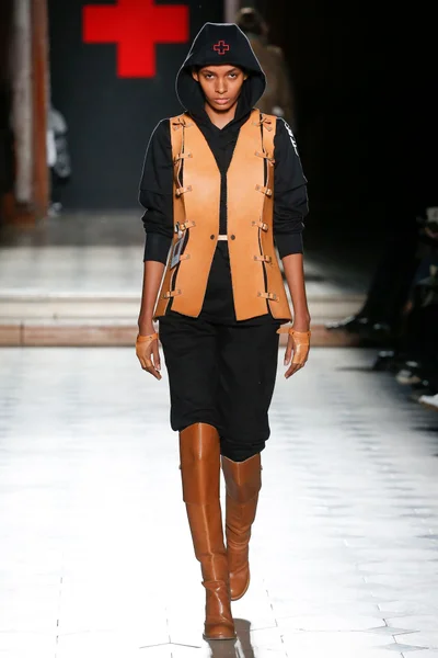 Look 6